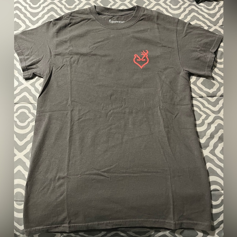 Women’s small Browning Tee